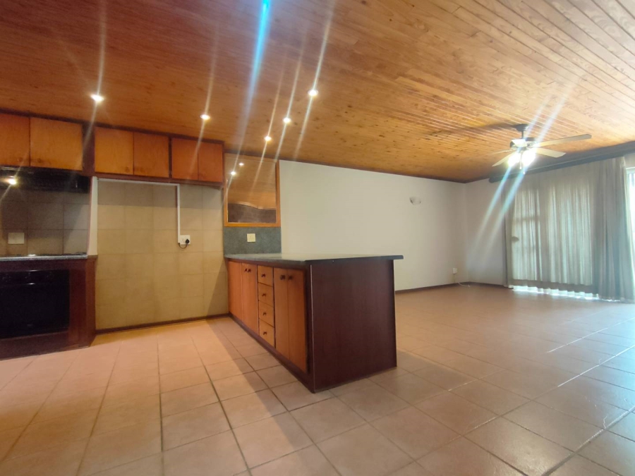 2 Bedroom Property for Sale in Langenhovenpark Free State